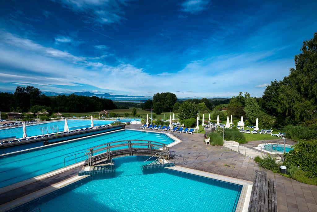 Stroebinger Hof - Therme Wellness Resort Bad Endorf Exterior photo
