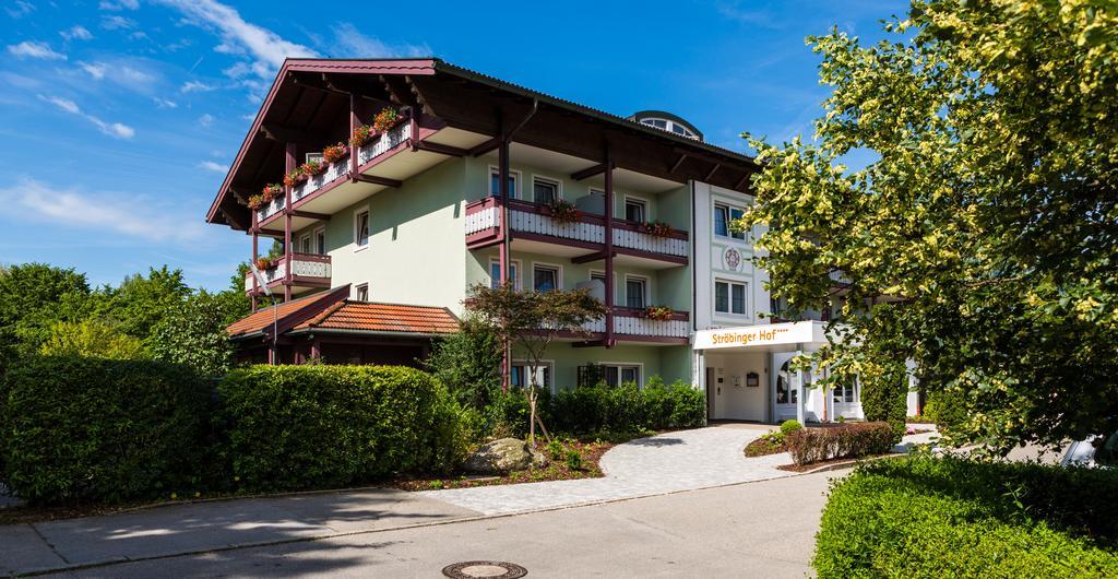 Stroebinger Hof - Therme Wellness Resort Bad Endorf Exterior photo